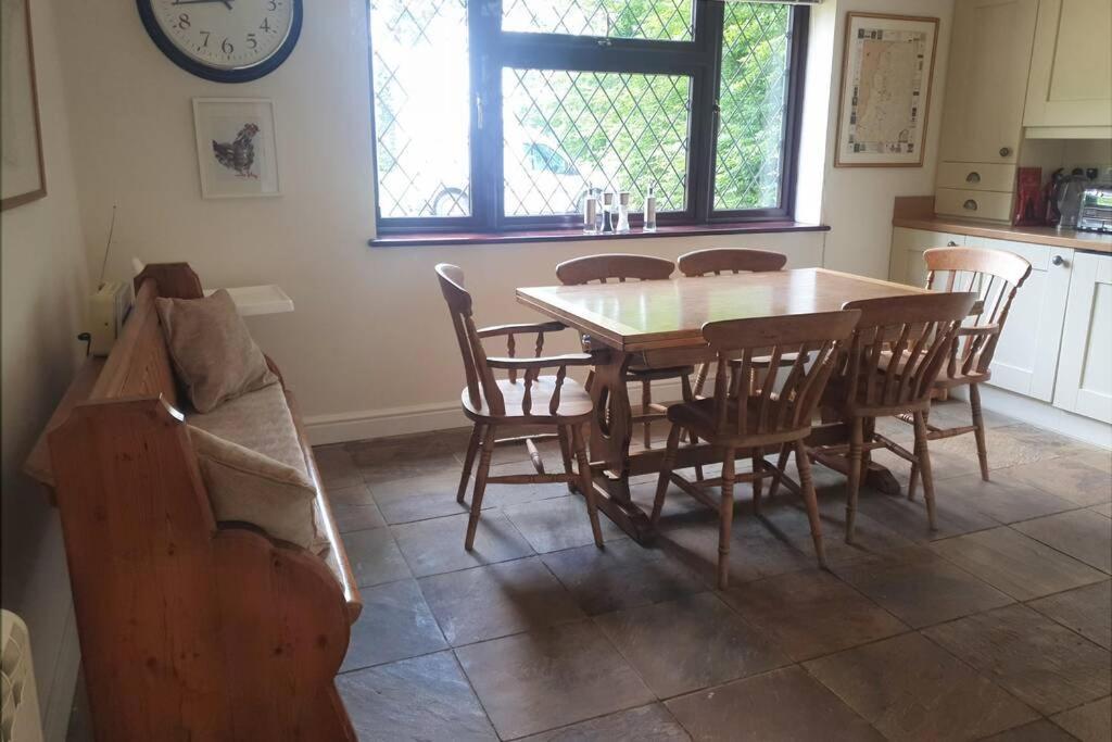 Ashwood Holiday Cottage. 애슈퍼드 외부 사진